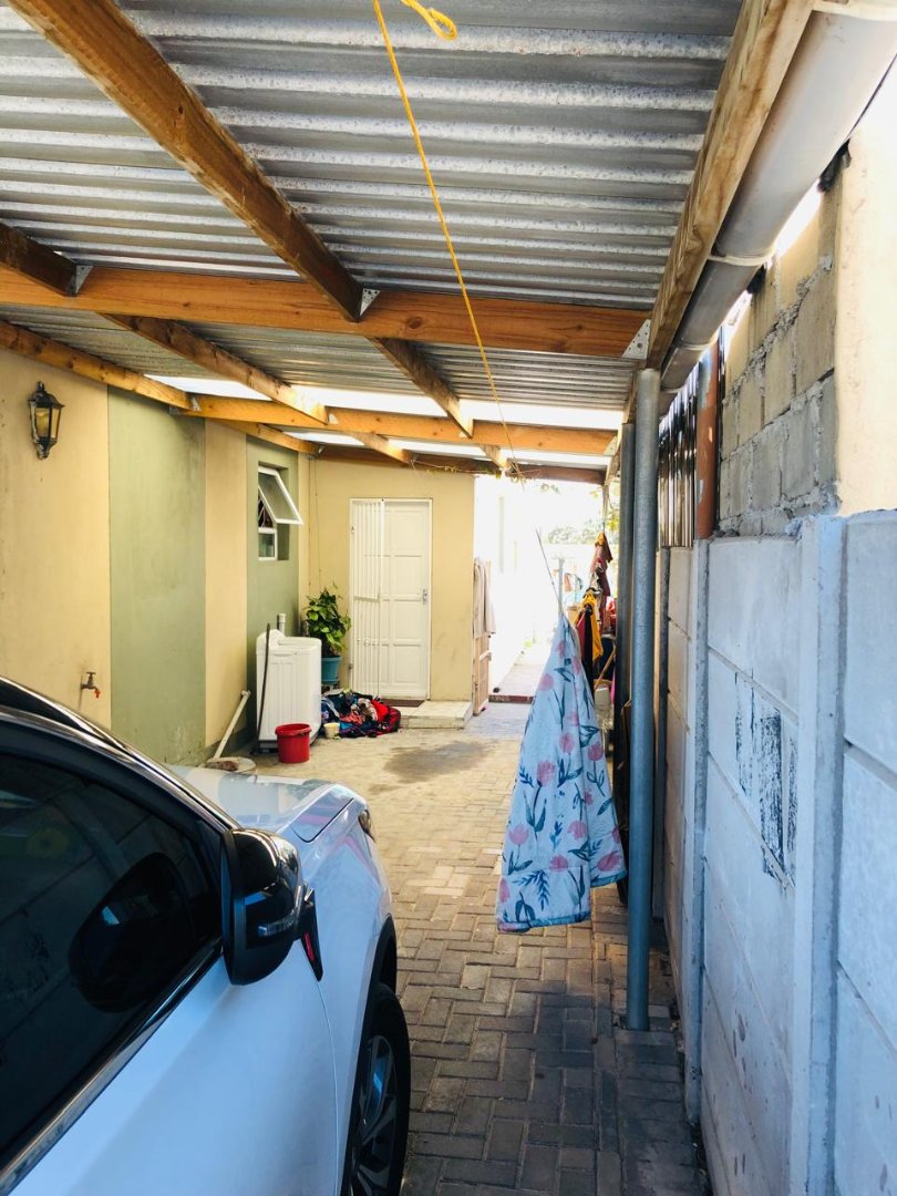  Bedroom Property for Sale in The Connifers Western Cape